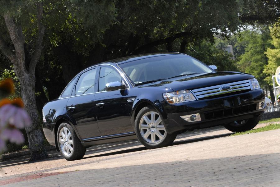  Ford Taurus 2008 года  (фото 34 из 57)